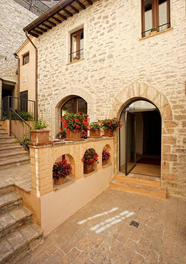 Hotel Sorella Luna Assisi Exterior foto